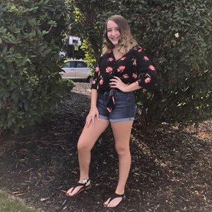 Meet your Posher, Addi